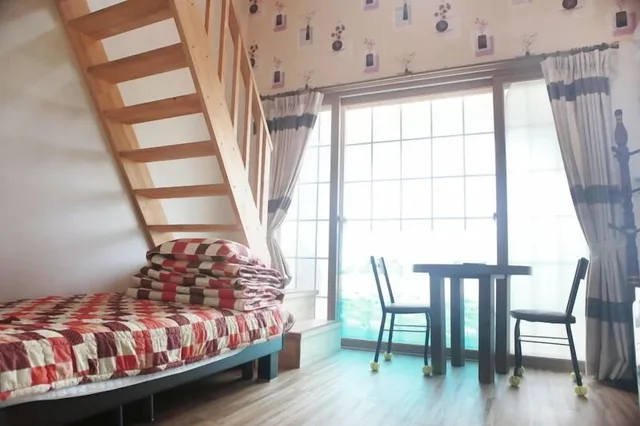 دوبلكس بسريرين مزدوجين في الملحق، Olleh House 3/5