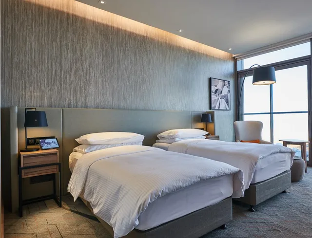 غرفة كلاسيكية ديلوكس بسرير مزدوج أو سريرين منفصلين، Mysk Al Mouj Hotel 1/1