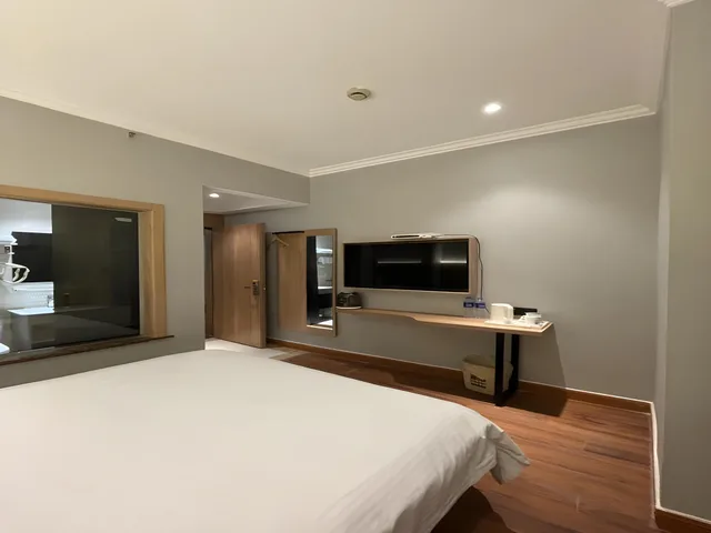 Qingxin, Double Bed، GreenTree Inn Shanghai Hongqiao Hub Convention Center Jinghua Road Shell Hotel 2/2