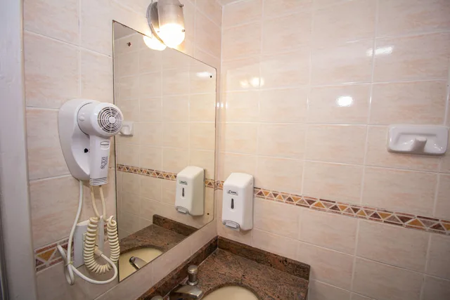 غرفة قياسية ثلاثية، Trevi Hotel & Business 5/5