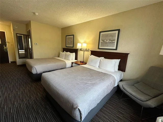 غرفة بسريرين مزدوجين، Quality Inn Near Toms River Corporate Park 2/7
