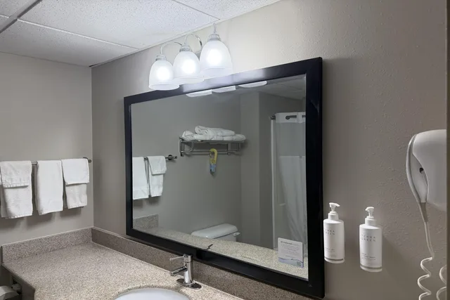 غرفة بسريرين كوين للمدخنين، Days Inn By Wyndham Budd Lake 7/9