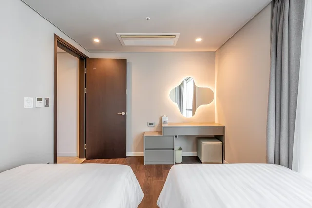 جناح عائلي بسرير كينج وسريرين منفصلين، Haeundae Centum Hotel 3/11