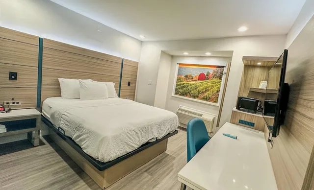 غرفة بسرير كوين، Baymont by Wyndham Henrietta/Rochester 2/10
