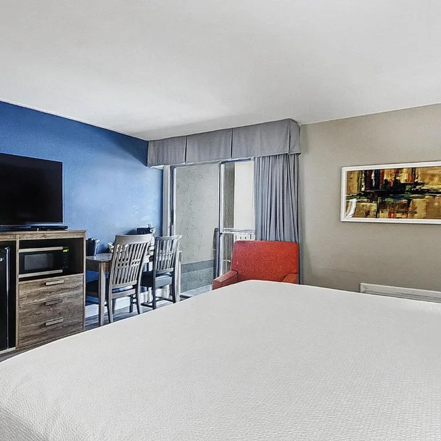 غرفة قياسية بسرير كينج، Carolinian Beach Resort in Myrtle Beach by Vacasa 3/5