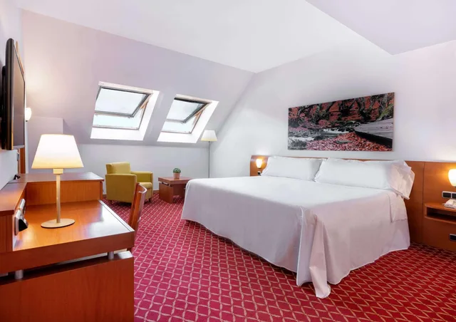 Family, Bunk Bed, Queen Bed, Hotel Zentral Leon 1/5