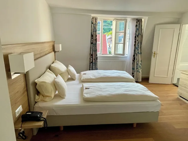 3 Bedrooms, Family, Apartment, 1 Double and 2 King Beds, City View, 2 Bathrooms، Hotel Perkeo 2/5