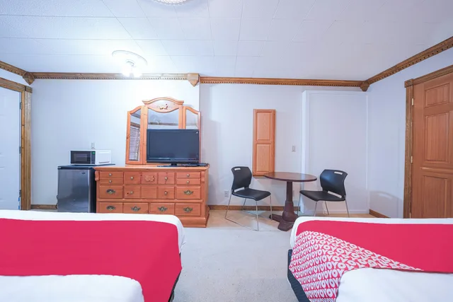 غرفة بسريرين كوين، OYO Hotel Portland OR near Airport 8/9