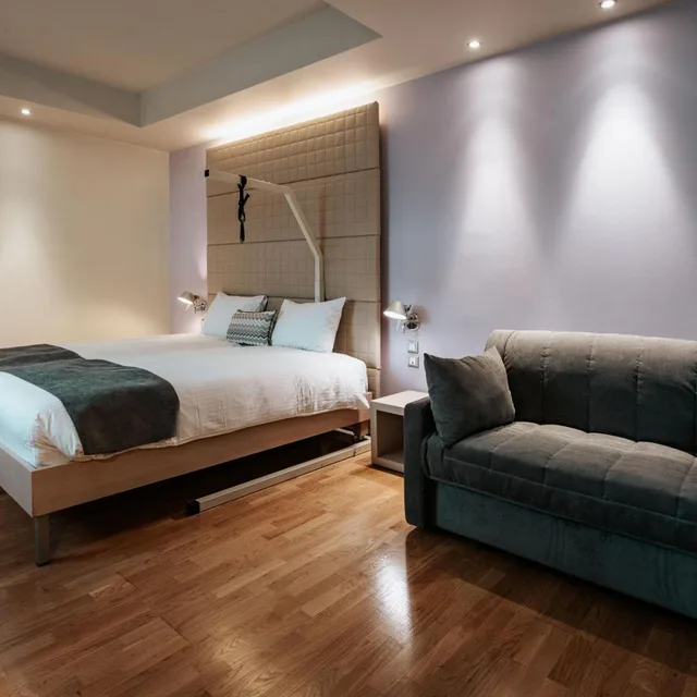 Standard, Accessible, Domotel Olympia Urban Chic Hotel 3/10