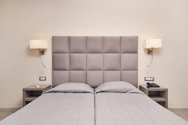 غرفة قياسية بسرير مزدوج أو سريرين منفصلين بإطلالة على الحديقة، Altura Hotel Zakynthos 4/10