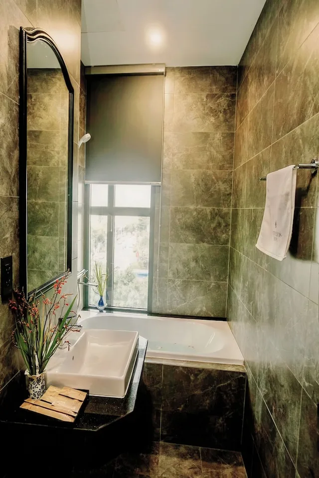 جناح بسرير كينج بإطلالة على المدينة، Anvi Saigon Boutique Hotel 8/8