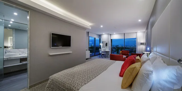 غرفة قياسية بسرير مزدوج أو سريرين منفصلين بإطلالة على الحديقة، The Sense De Luxe Hotel 1/8