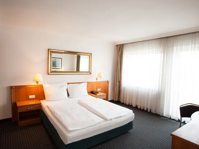 غرفة قياسية بسرير مزدوج، Centro Hotel Royal 5/7