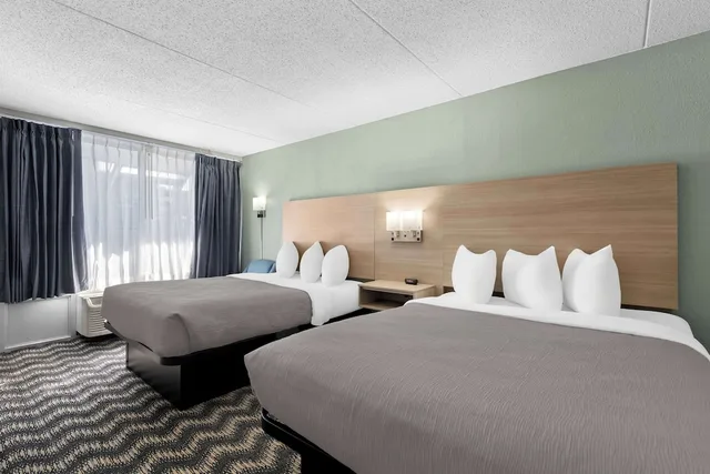 غرفة قياسية بسريرين كوين، Quality Inn Nashville - Opryland Area 1/3