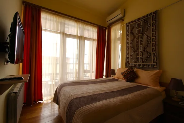 غرفة عائلية بسرير مزدوج وسرير فردي، Silk Road Hotel 2/3