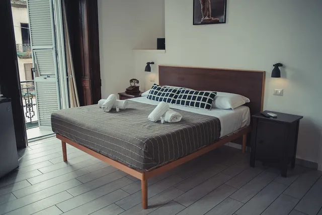 غرفة قياسية بسرير مزدوج، Sweet Sleep Bed 5/10
