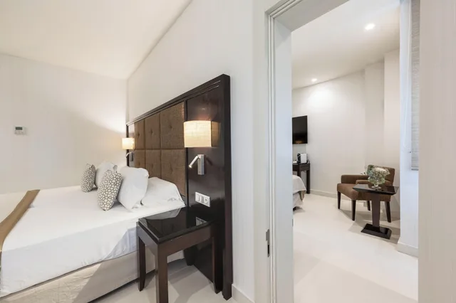 غرفة عائلية رباعية، Hotel Saray 10/10