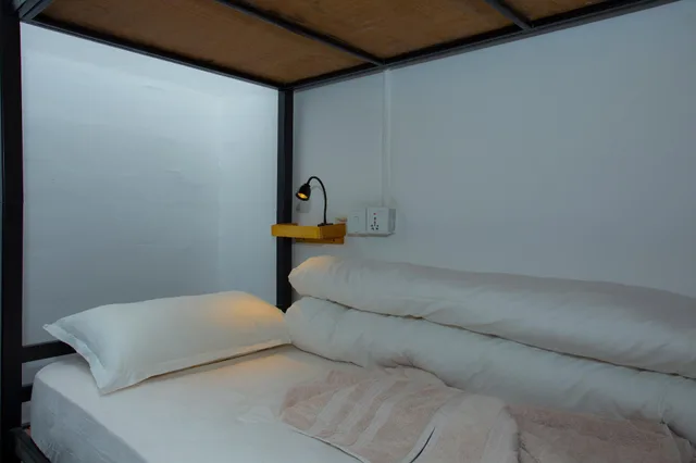 سكن مشترك مختلط بأربعة أسرّة، Yakety Yak Hostel 2/2