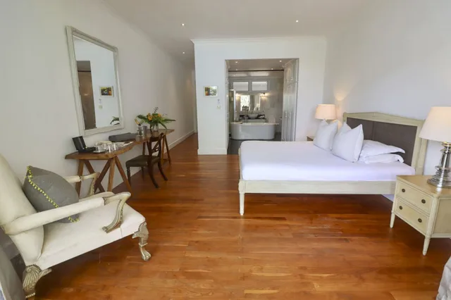 Deluxe, King Bed, Beach Front, Ocean View، Chateau Elysium 2/10
