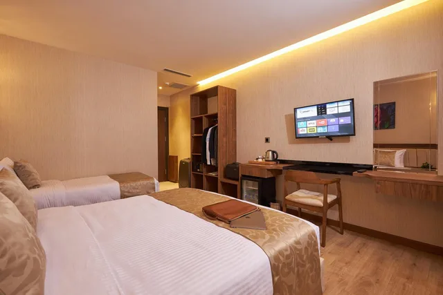 غرفة ديلوكس بسرير كينج، Operla Airport Hotels, Trademark Collection by Wyndham 1/10
