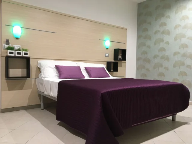 غرفة قياسية بسرير مزدوج بإطلالة على البحر، Hotel Centrale 3/3