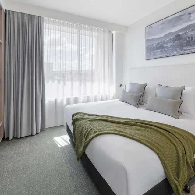 2 Bedrooms, Adjoining, Apartment، Punthill Tuggeranong 1/6