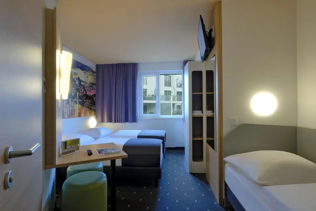 غرفة ثلاثية، B&B Hotel Frankfurt City-Ost 1/1