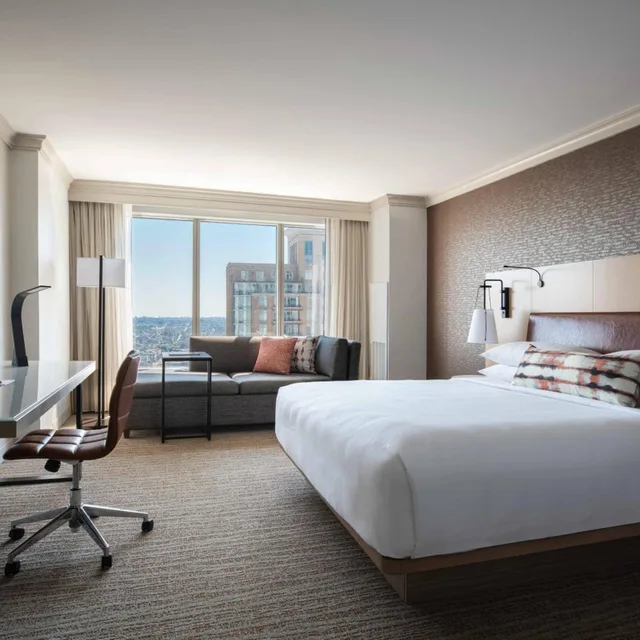 غرفة بسرير كينج بإطلالة على المدينة في طابق مرتفع، Baltimore Marriott Waterfront 1/7
