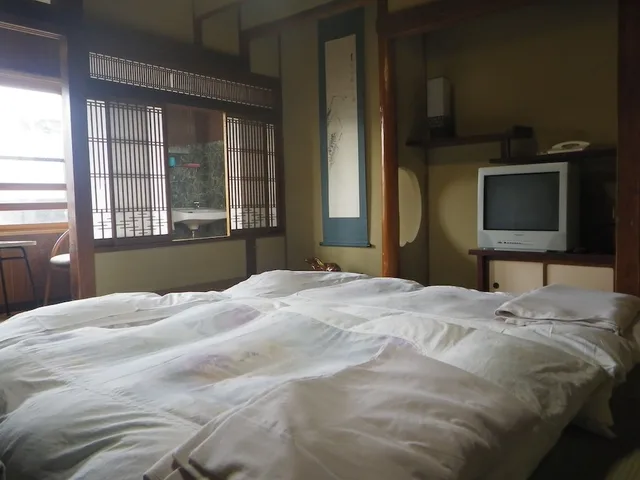 غرفة أساسية رباعية بفرشتي فوتون، Chuoukan Shimizuya Ryokan 1/2