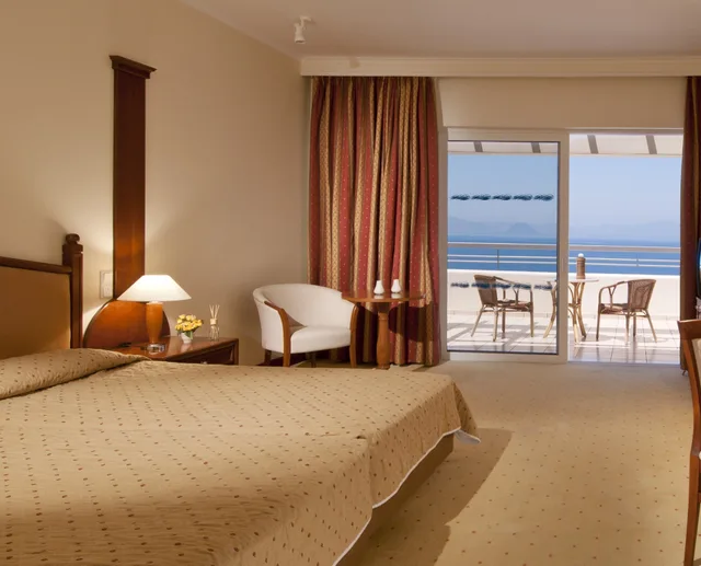 غرفة مزدوجة بإطلالة على الجبل، Kipriotis Panorama Hotel and Suites 1/2