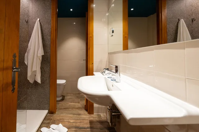 غرفة بريميوم رباعية بسرير فردي، Ushuaia Mountain Hotel 7/8