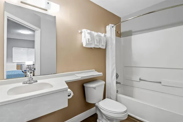 Efficiency, 2 Double Beds، Suburban Studios Stuart near Federal Hwy 1 4/4