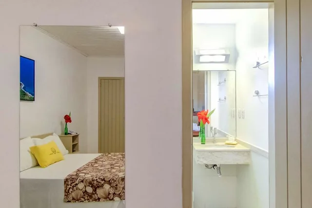 1 Bedroom, Standard, Quadruple, 1 Queen and 1 Single Bed, Murphy Bed، Pousada Portal Da Concha 5/5