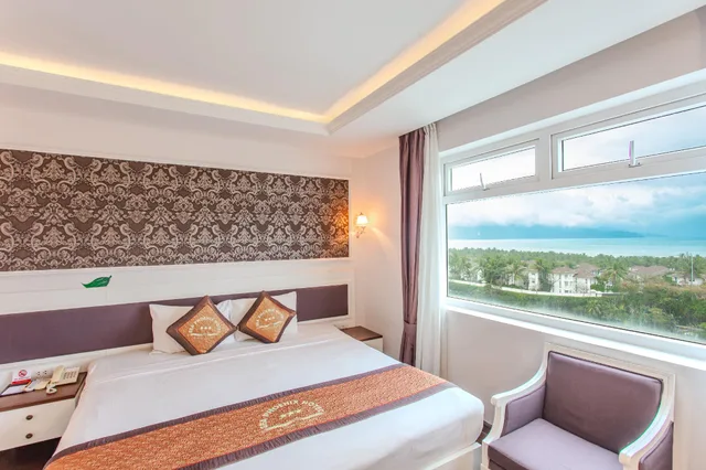 غرفة عائلية بسرير كينج وسرير فردي، SEA PHOENIX HOTEL 1/1