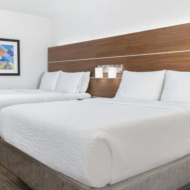 استوديو بسرير كوين لذوي الإعاقة، Holiday Inn Express & Suites Las Vegas SW Spring Valley, an IHG Hotel 3/6