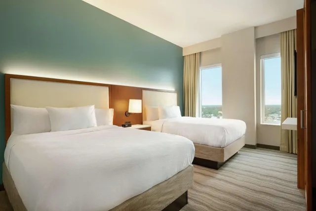 جناح بسريرين كوين بغرفة نوم واحدة لذوي الإعاقة، Embassy Suites By Hilton Sarasota Fl 1/3