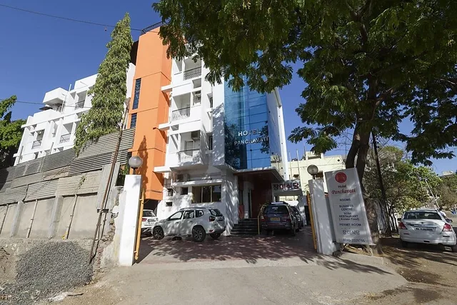 Vista Rooms At Station Road، أورنك آباد 32/35