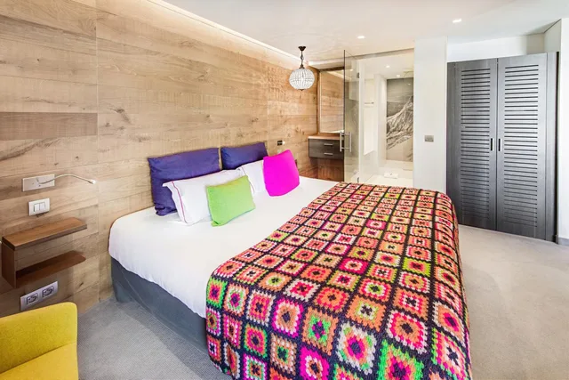 جناح جونيور بسرير كينج، Hôtel Pashmina 3/4