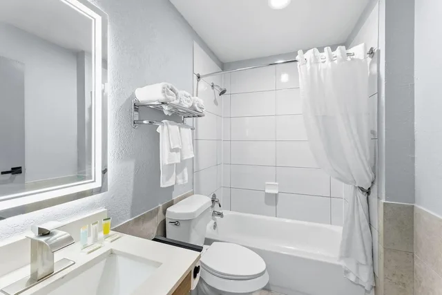 جناح بسريرين كينج، Days Inn by Wyndham San Antonio Downtown 3/4