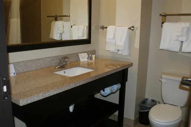 غرفة قياسية بسريرين كوين، Comfort Inn & Suites Paris 4/4
