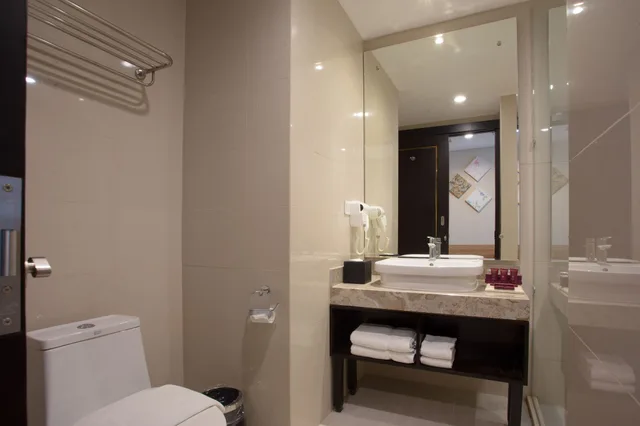 Executive, King Bed, Terrace, Grand Sunshine Resort and Convention 9/10