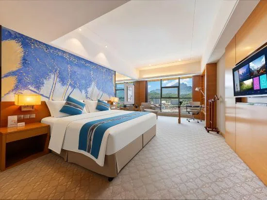 غرفة تنفيذية مفردة بسرير كينج بإطلالة، Zhangjiajie Huatian Hotel 1/3