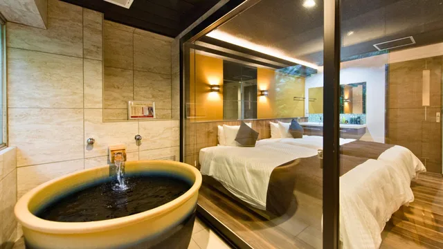Japanese Western, Junior Suite, Mountain View, Night View, Smoking، Livemax Resort Hakone Sengokuhara 1/1