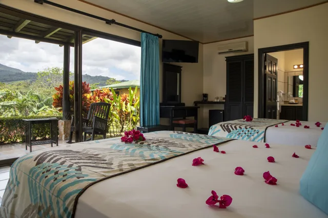 غرفة جونيور بسريرين كوين، Arenal Manoa And Hot Springs 2/8