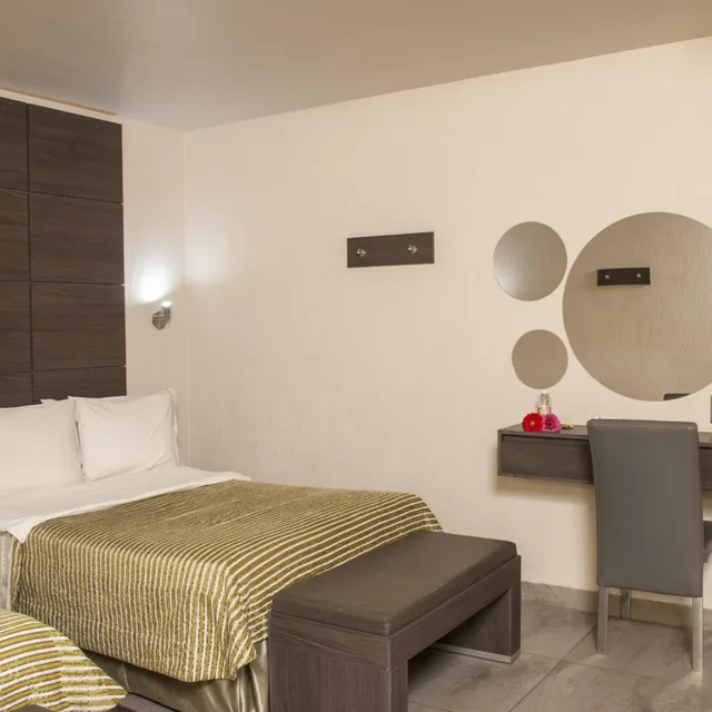 Room, Double Bed, Hotel Expo Abastos 8/10