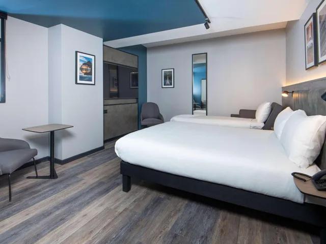 Standard, Double Bed, Sofa, Accessible, Ibis Styles London Gatwick Airport 6/10