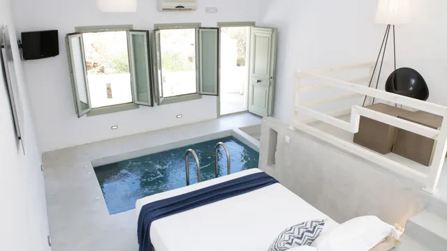 Interior, Honeymoon, Suite, Double Bed, Sea View, Plunge Pool، Pylaia Boutique Hotel 1/5