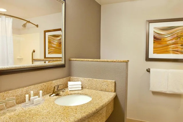 غرفة كبيرة بسريرين كوين، Courtyard By Marriott Gettysburg 5/6
