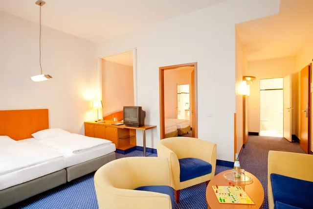 غرفة سوبيريور بسرير مزدوج، Vienna House by Wyndham Baltic Stralsund 1/4