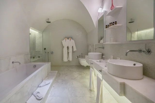 جناح ديلوكس بسرير كينج مع أريكة، DAR EL JELD HOTEL AND SPA 2/3